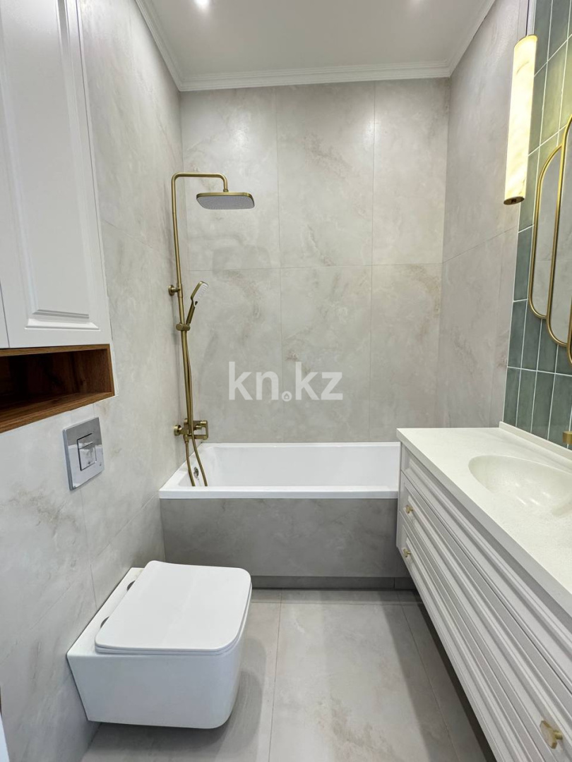 Продажа 4-комнатной квартиры, 96 м² в Астане - фото 14