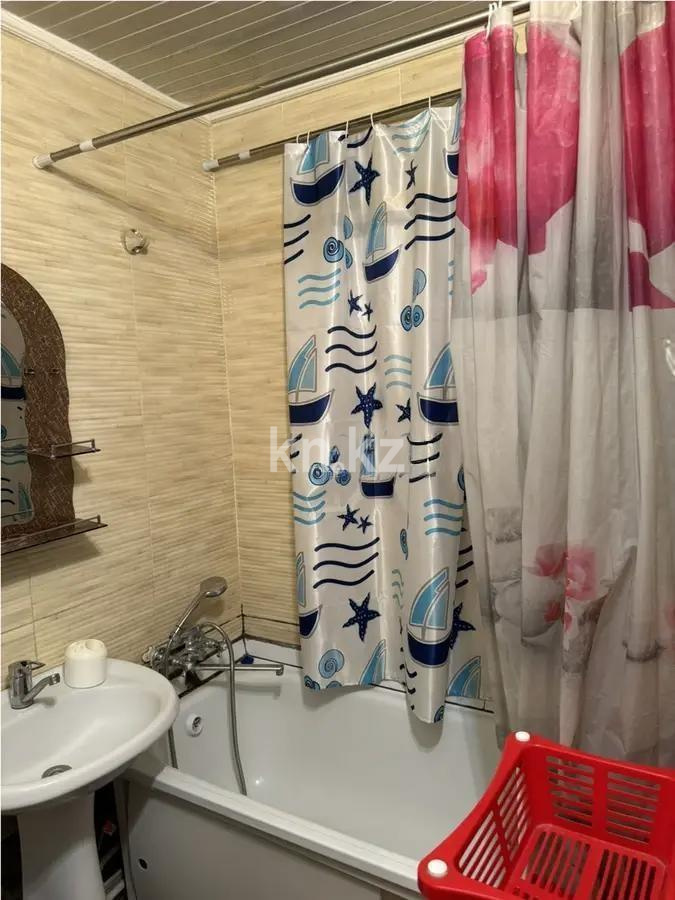 Продажа 1-комнатной квартиры, 32 м², 6 мкр., дом  30 в Алматы - фото 3