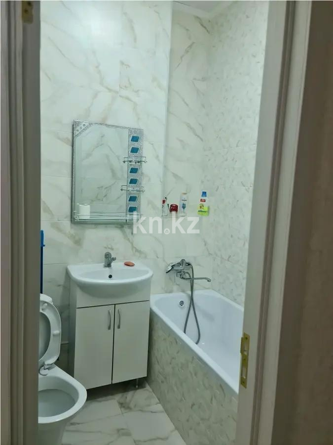 Продажа 1-комнатной квартиры, 39 м², ул. Туркестан, дом  14а в Астане - фото 4