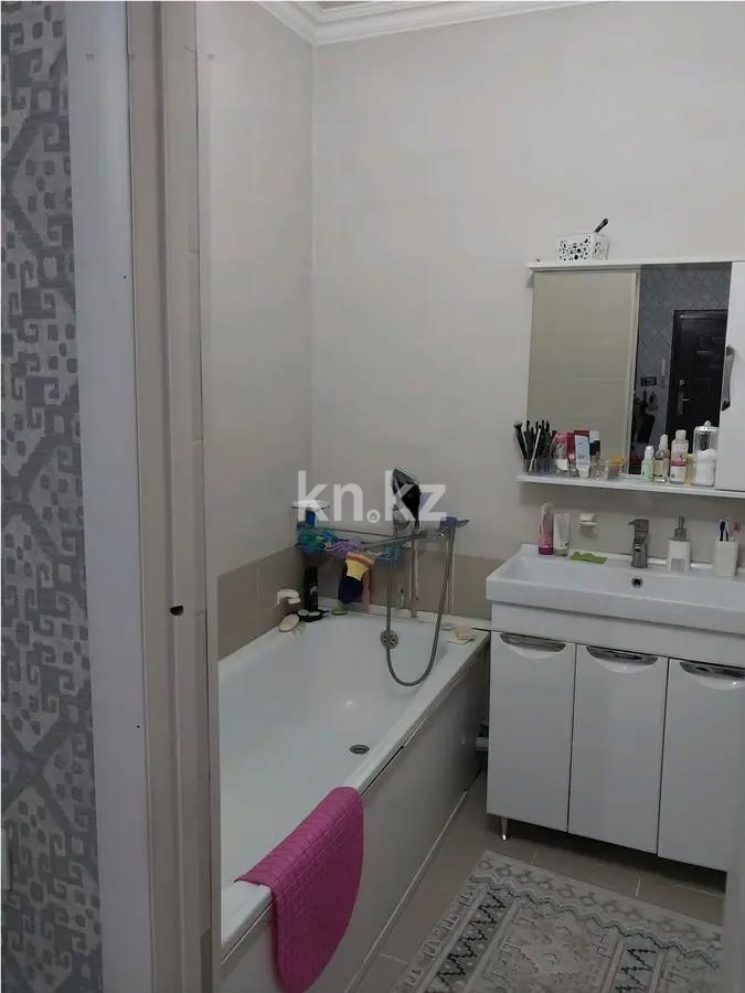 Продажа 2-комнатной квартиры, 57 м² в Алматы - фото 4