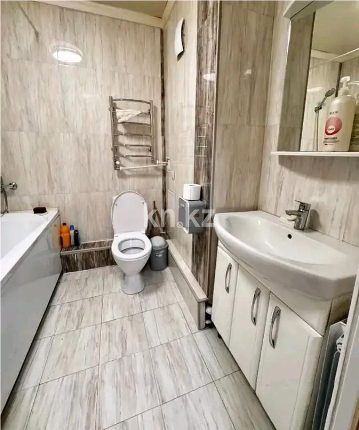 Продажа 2-комнатной квартиры, 60 м², ул. Байтерекова, дом  115 в Алматы - фото 4