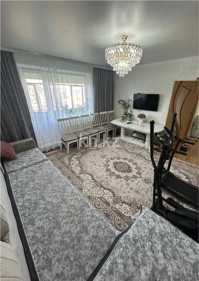 Продажа 3-комнатной квартиры, 63 м², мкр. Голубые Пруды, дом  13 в Караганде - фото 2