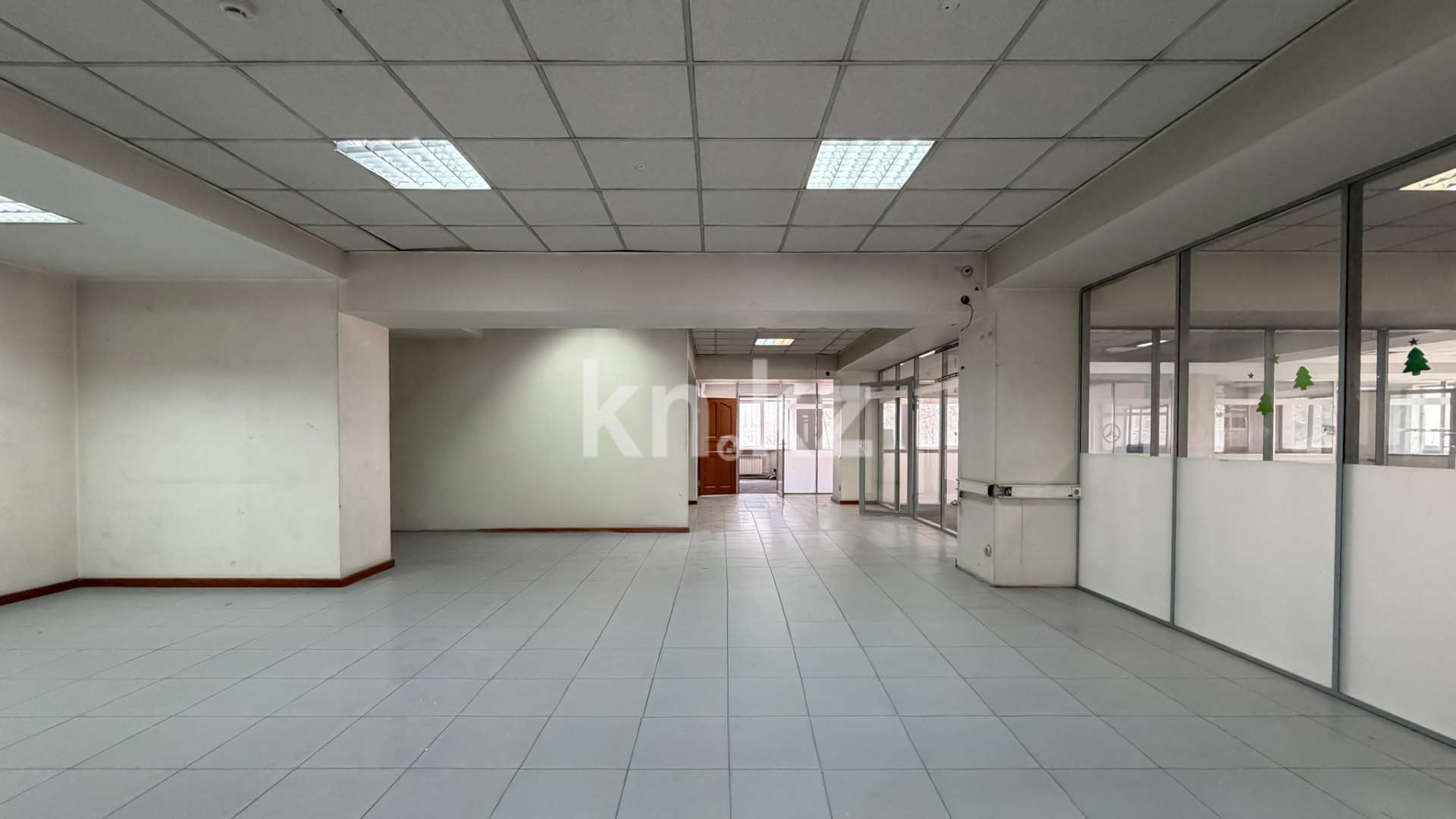 Аренда здания, 911 м² в Алматы - фото 32