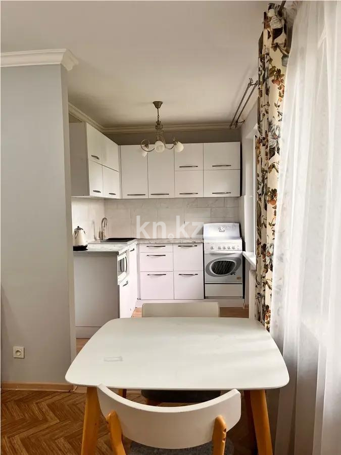 Продажа 3-комнатной квартиры, 62 м², ул. Чокина, дом  116 в Алматы - фото 2