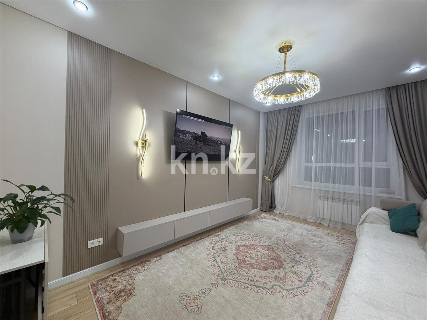 Продажа 2-комнатной квартиры, 61 м² в Караганде