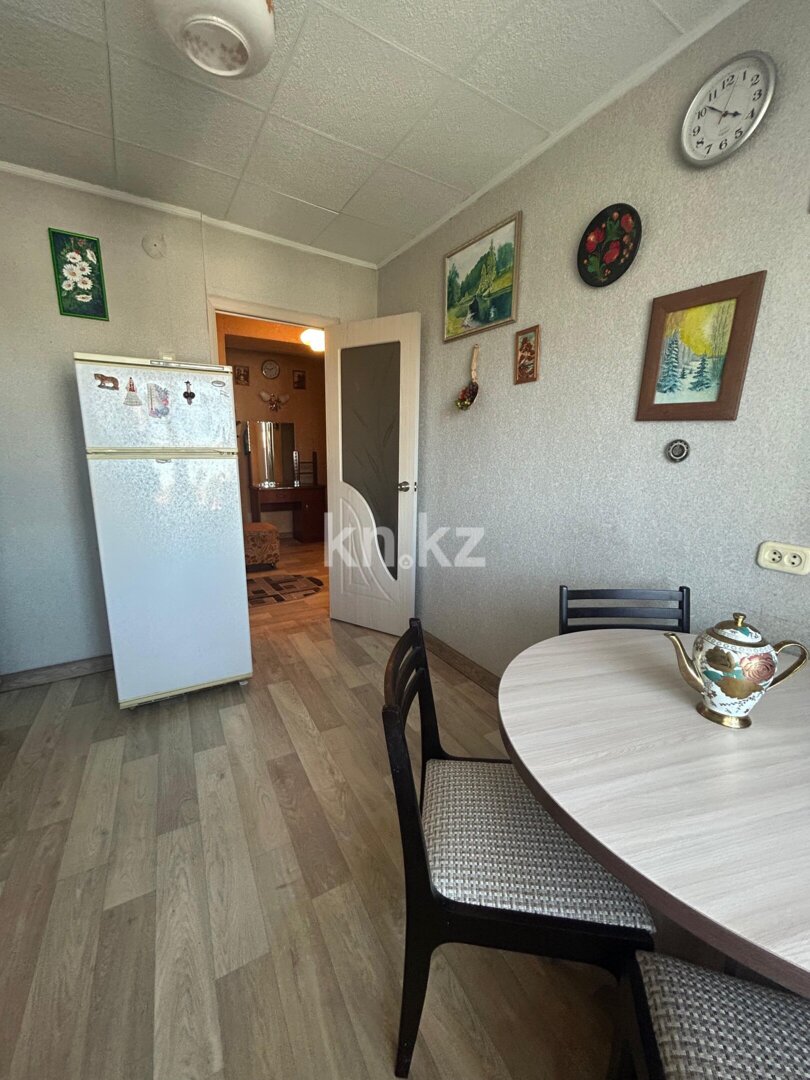 Продажа 2-комнатной квартиры, 56 м² в Усть-Каменогорске - фото 3