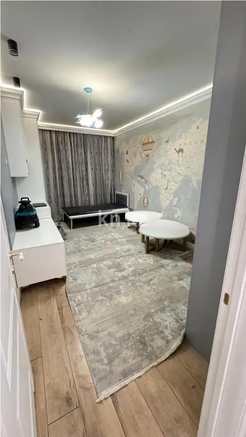 Продажа 4-комнатной квартиры, 126 м², ул. Сатпаева, дом  90/54 в Алматы - фото 2