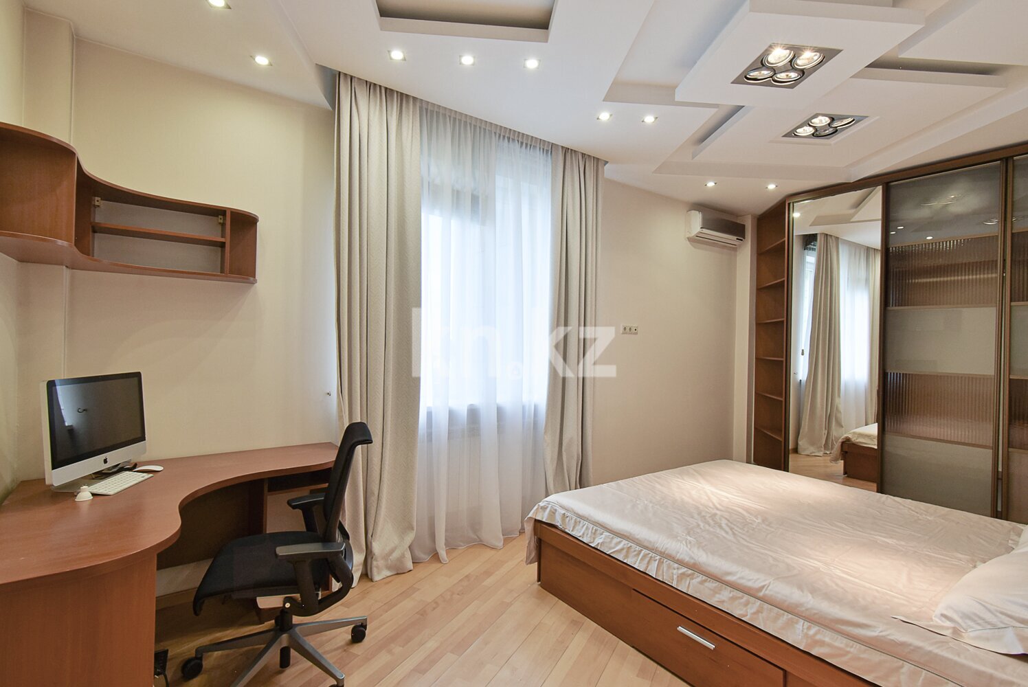 Продажа 4-комнатной квартиры, 241 м² в Алматы - фото 33
