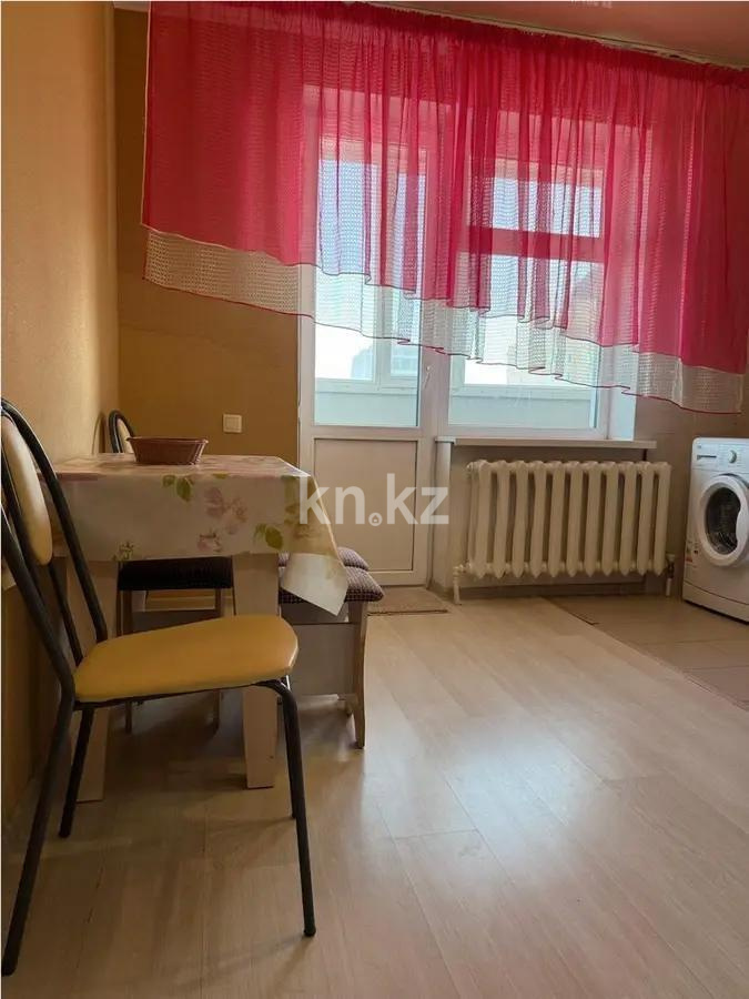 Продажа 1-комнатной квартиры, 41 м², пр. Мангилик Ел, дом  19 в Астане - фото 2
