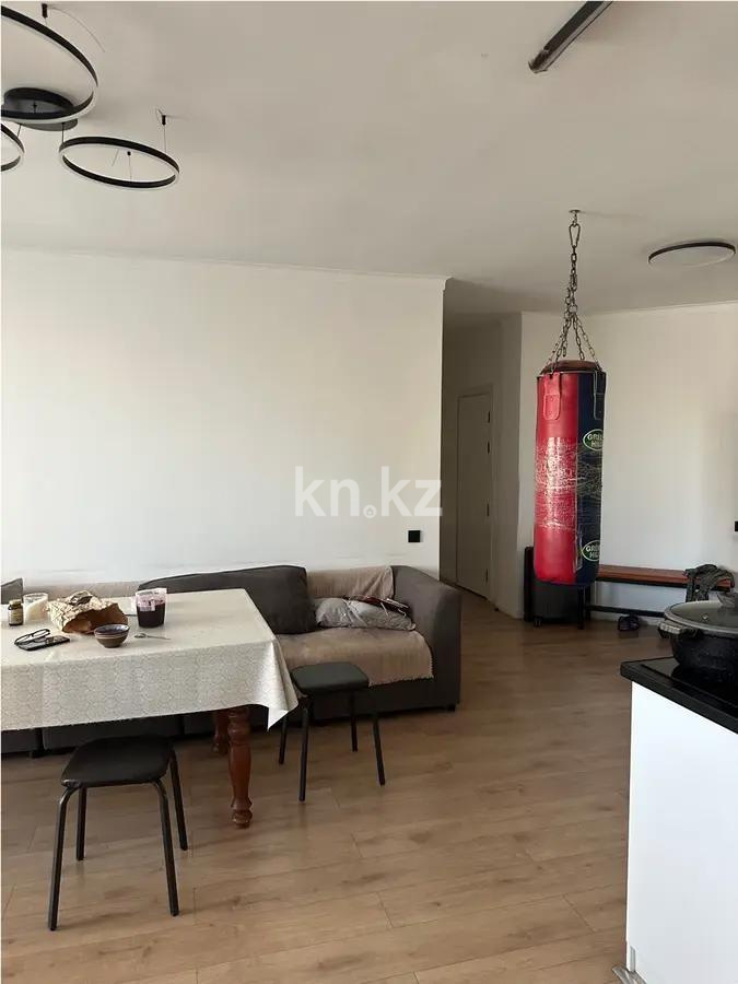 Продажа 4-комнатной квартиры, 101 м², ул. Навои, дом  9/1 в Алматы - фото 2