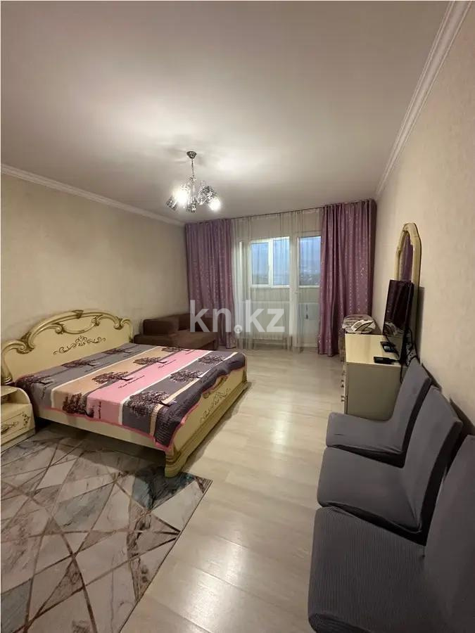 Продажа 3-комнатной квартиры, 99 м², мкр-н Аксай-3б, дом  30а в Алматы - фото 2