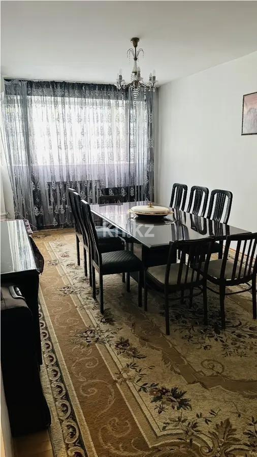 Продажа 4-комнатной квартиры, 74 м², мкр-н Самал-2, дом  48 в Алматы