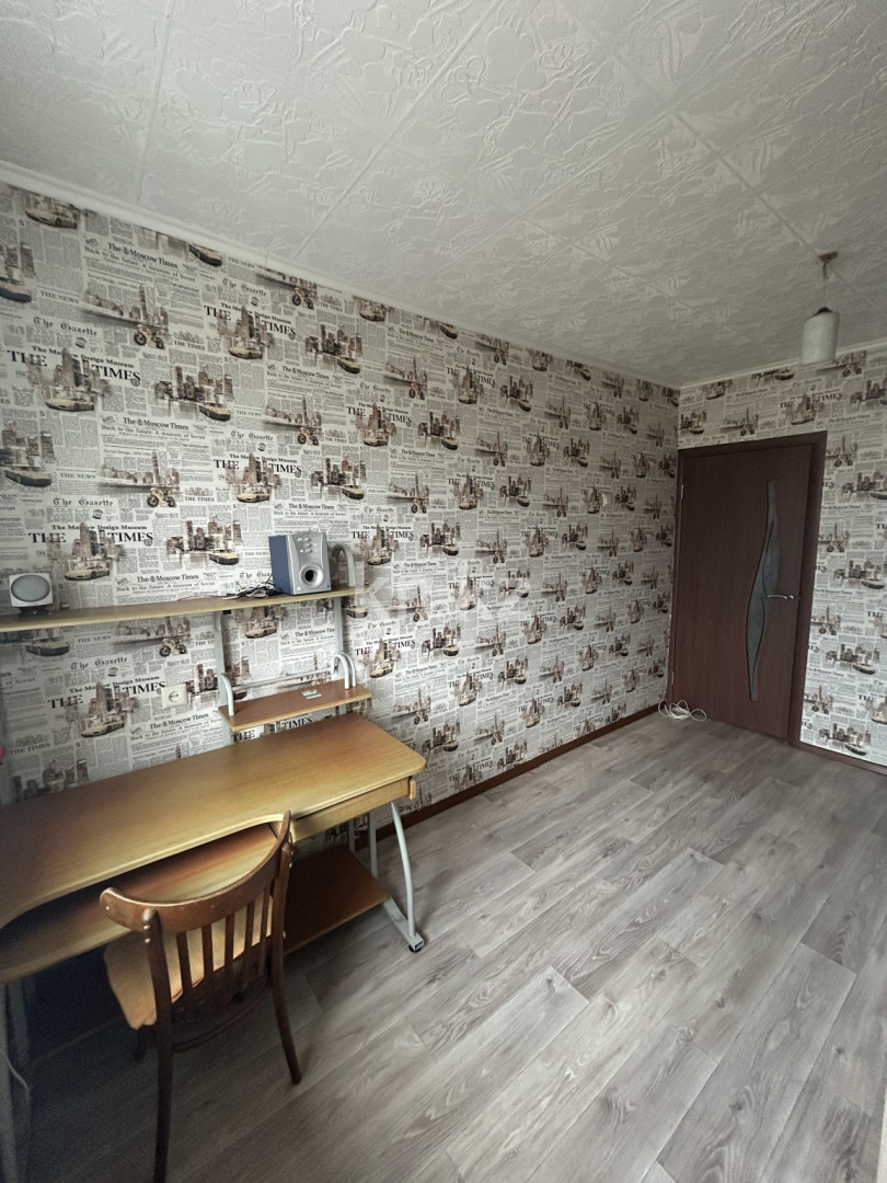 Продажа 4-комнатной квартиры, 76.3 м², 1 кв-л, дом  2 в Караганде - фото 4