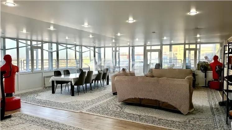 Продажа 4-комнатной квартиры, 236 м², пр. Абая, дом  63 в Астане