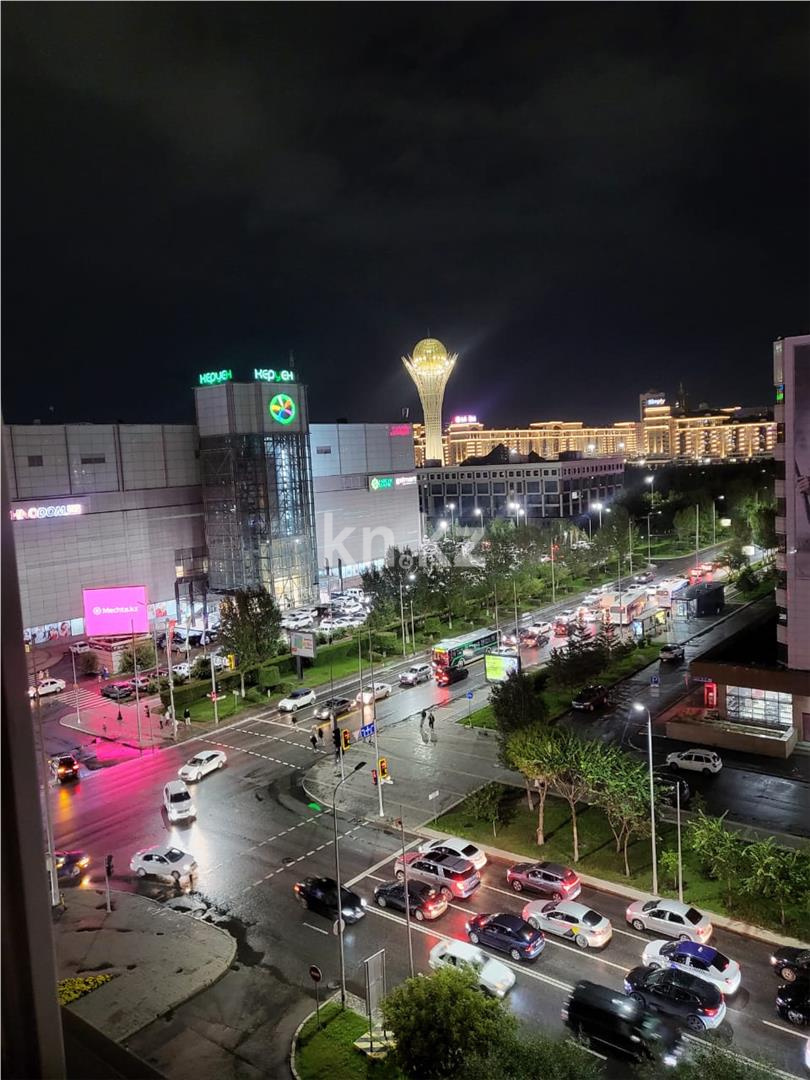 Продажа 2-комнатной квартиры, 80 м², ул. Достык в Астане - фото 8