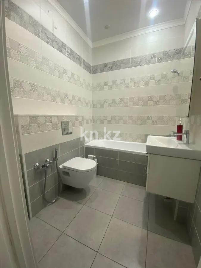 Продажа 4-комнатной квартиры, 130 м², пр. Мангилик Ел, дом  58 в Астане - фото 5