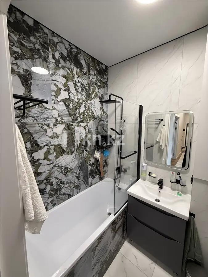 Продажа 4-комнатной квартиры, 114 м², пр. Шахтеров, дом  7а в Караганде - фото 5