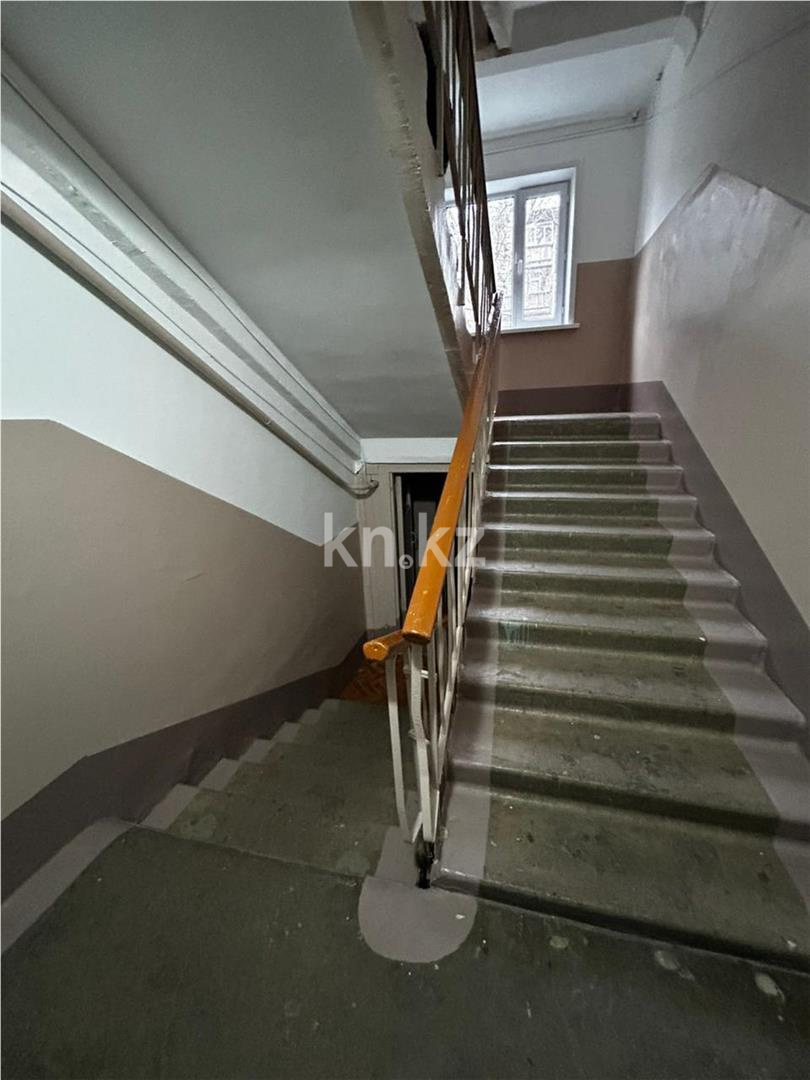 Продажа 1-комнатной квартиры, 32 м², ул. Ержанова, дом  30 в Караганде - фото 5