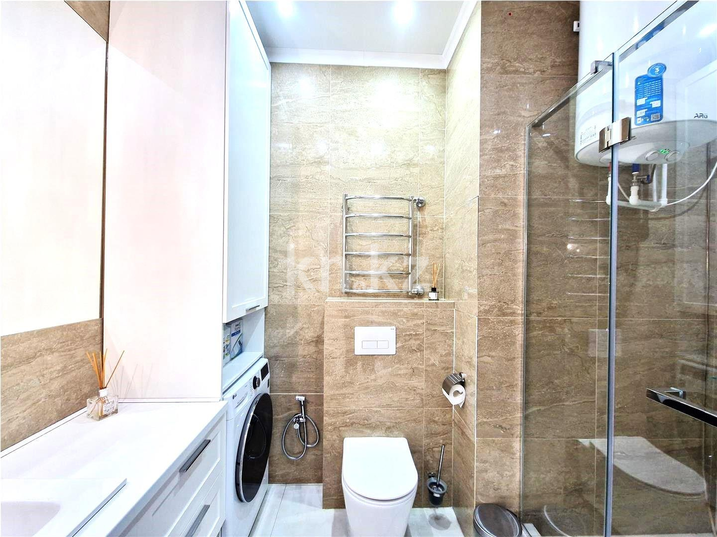 Продажа 3-комнатной квартиры, 75 м², пр. Шахтеров в Караганде - фото 16