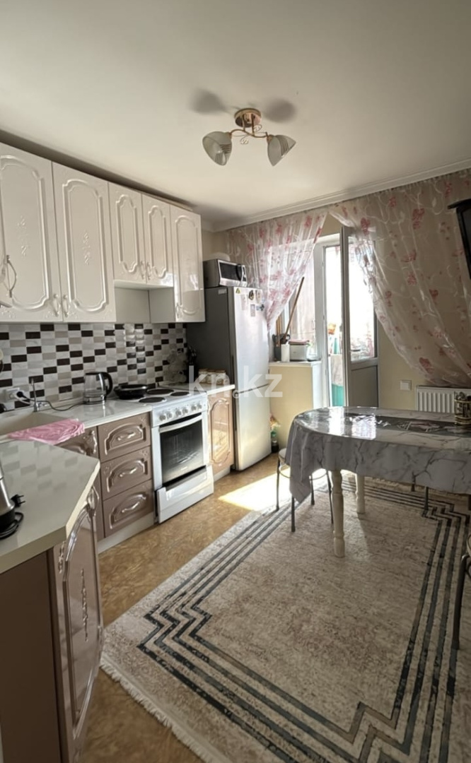 Аренда 2-комнатной квартиры, 58 м² в Астане