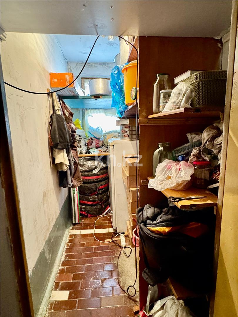 Продажа 3-комнатной квартиры, 63 м², мкр. Голубые Пруды в Караганде - фото 9