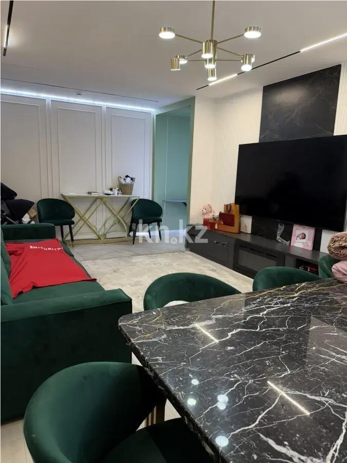 Продажа 2-комнатной квартиры, 70 м², ул. Розыбакиева, дом  310а в Алматы