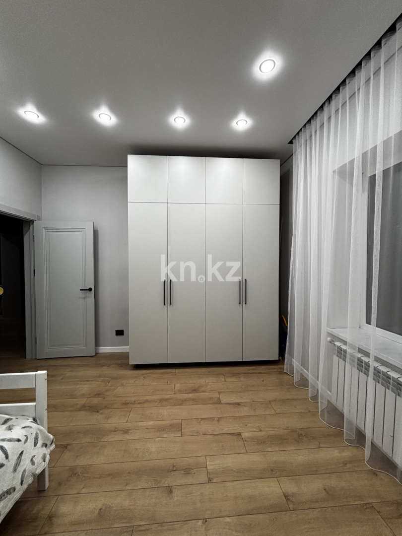 Продажа 4-комнатной квартиры, 105 м² в Караганде - фото 15