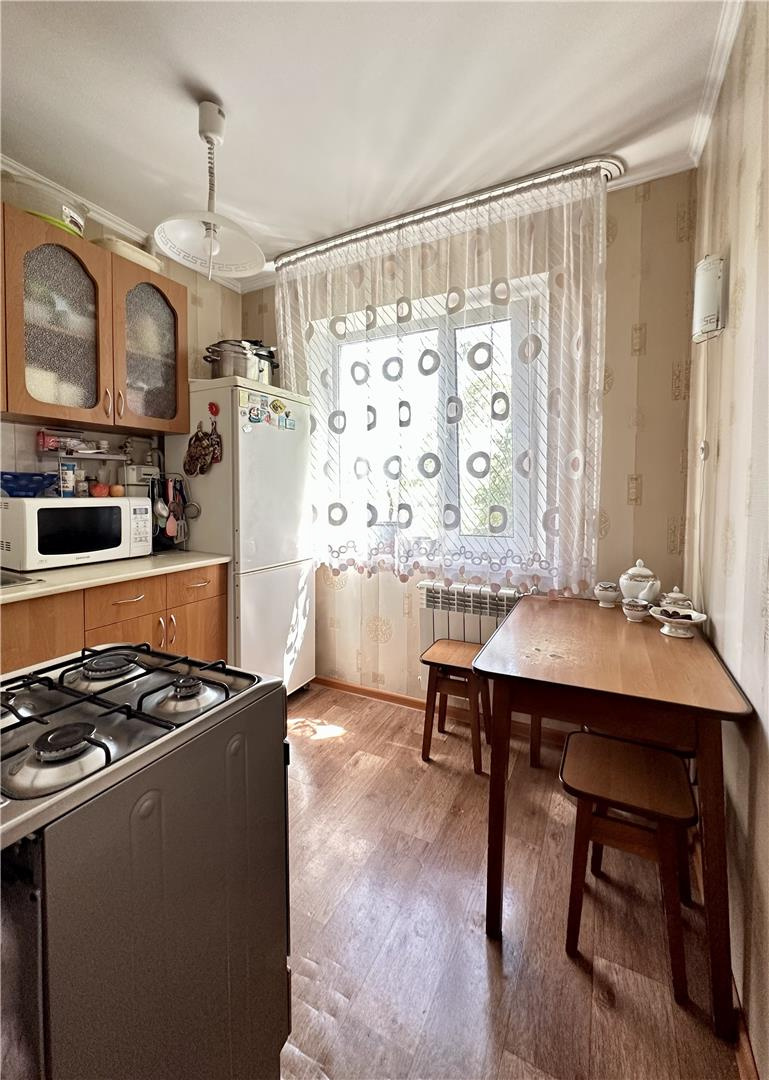 Продажа 2-комнатной квартиры, 43 м², мкр-н 17 в Караганде - фото 8