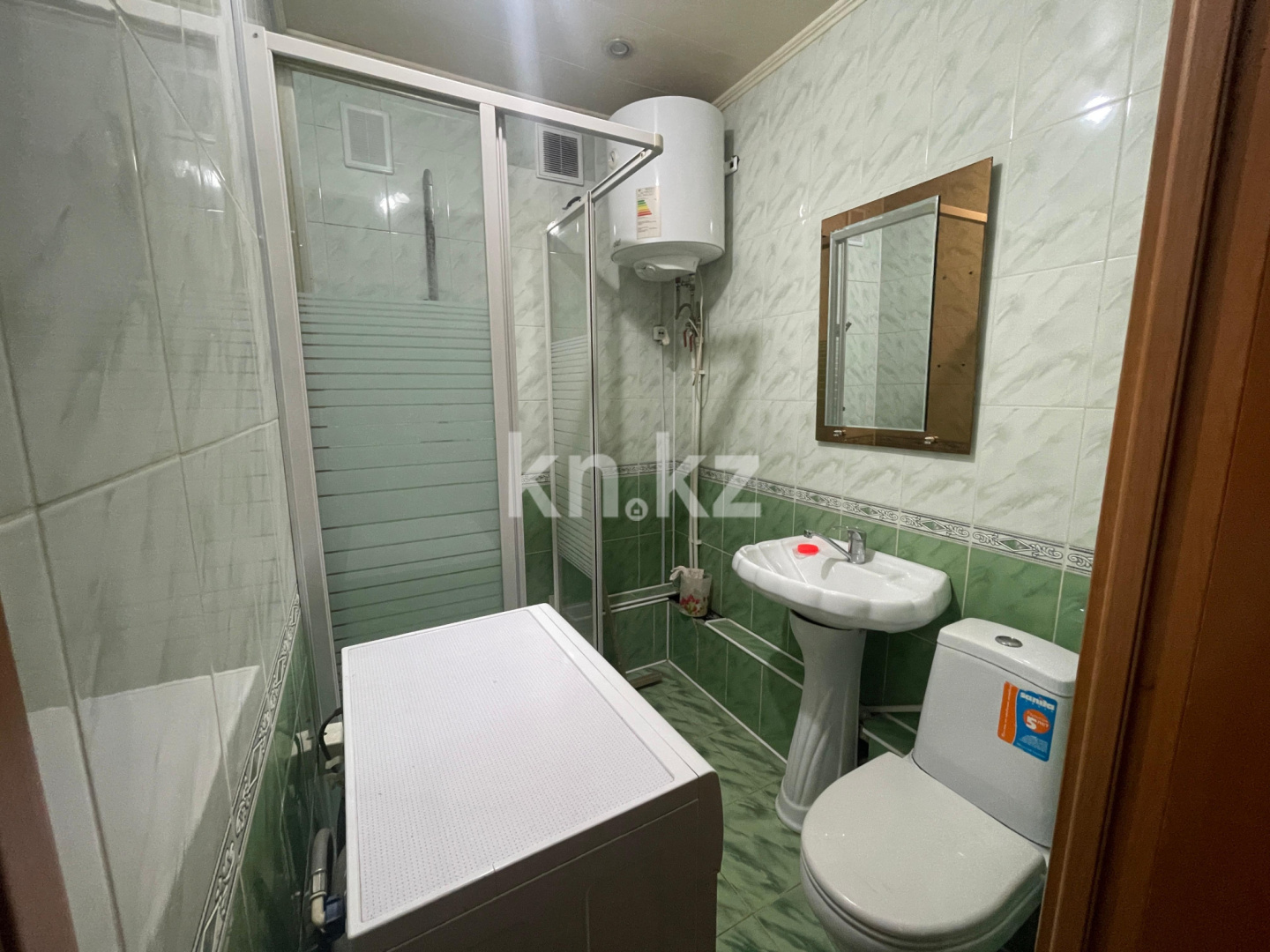 Аренда 1-комнатной квартиры, 37 м², пр. Бухар-жырау, дом  58 в Караганде - фото 4