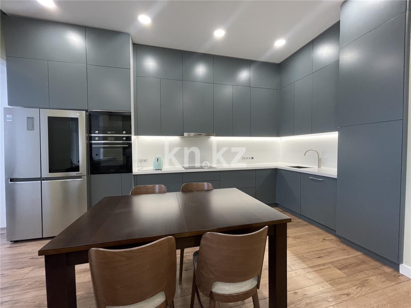 Продажа 3-комнатной квартиры, 82 м², мкр. Гульдер-1, дом  1/4 в Караганде - фото 6