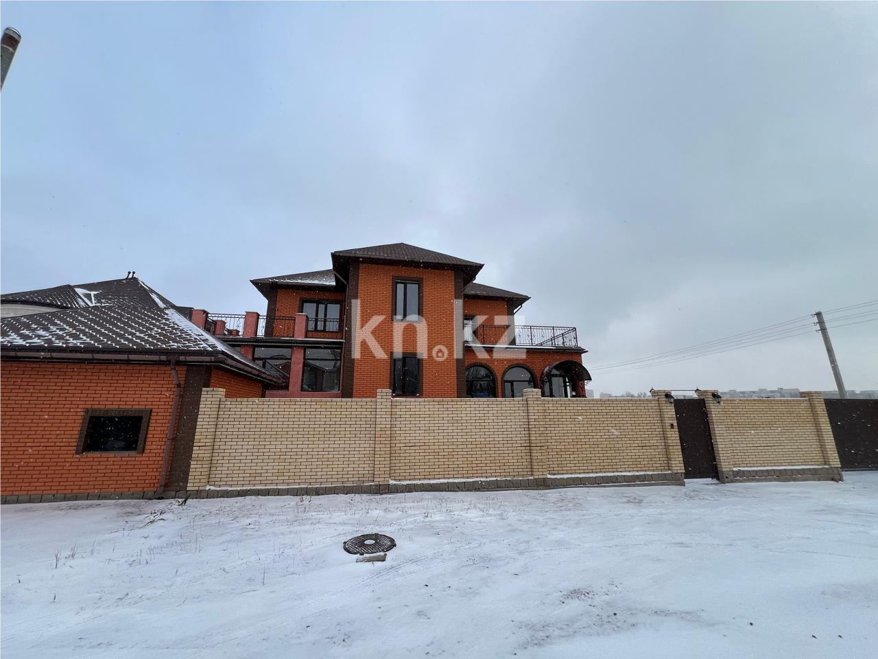 Продажа 9-комнатного дома, 464 м², мкр. Оазис, дом  11 в Караганде - фото 2