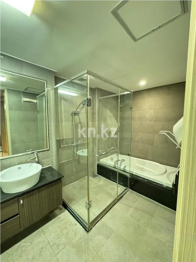 Продажа 2-комнатной квартиры, 110 м², ул. Байтурсынова, дом  1 в Астане - фото 4