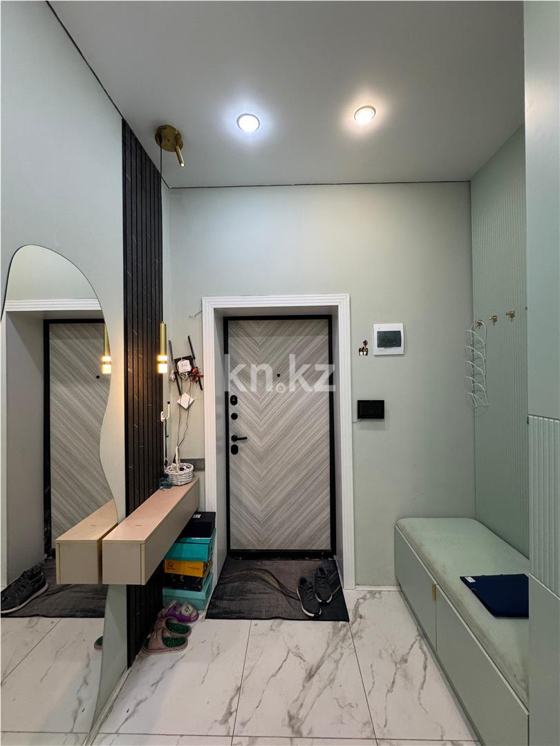 Продажа 2-комнатной квартиры, 68 м², 067 учетный квартал, дом  456/3 в Караганде - фото 19