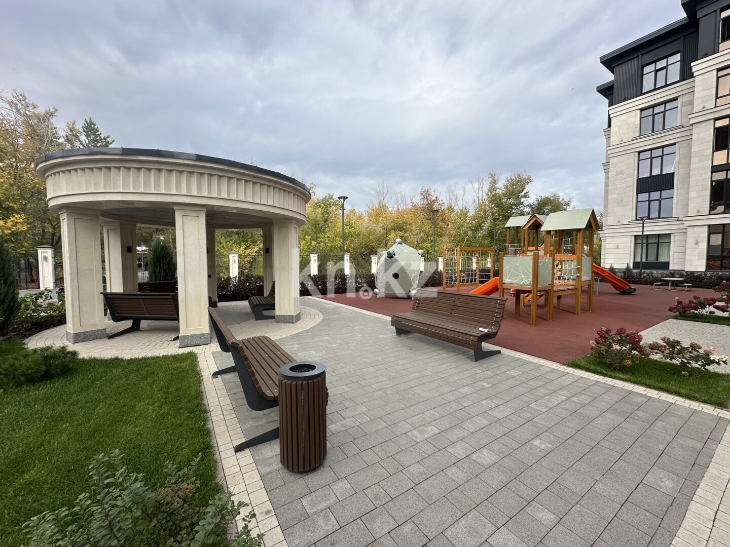Продажа 3-комнатной квартиры, 102.6 м² в Караганде - фото 8