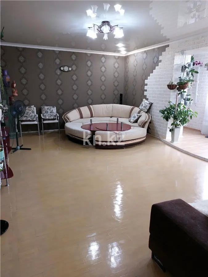 Продажа 3-комнатной квартиры, 138 м², пр. Богенбай батыра, дом  36 в Астане