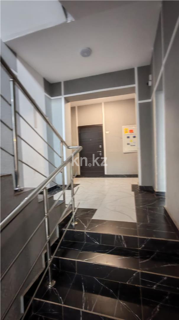 Продажа 3-комнатной квартиры, 59 м², ул. Муканова в Караганде - фото 15