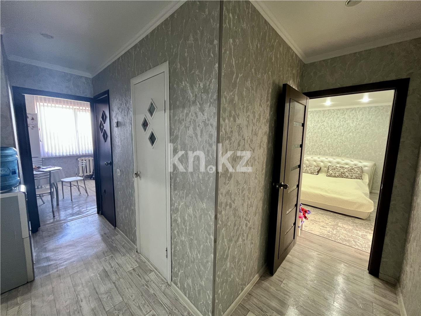 Продажа 6-комнатной квартиры, 79 м², ул. 9-й мкр., дом  42 в Темиртау - фото 6