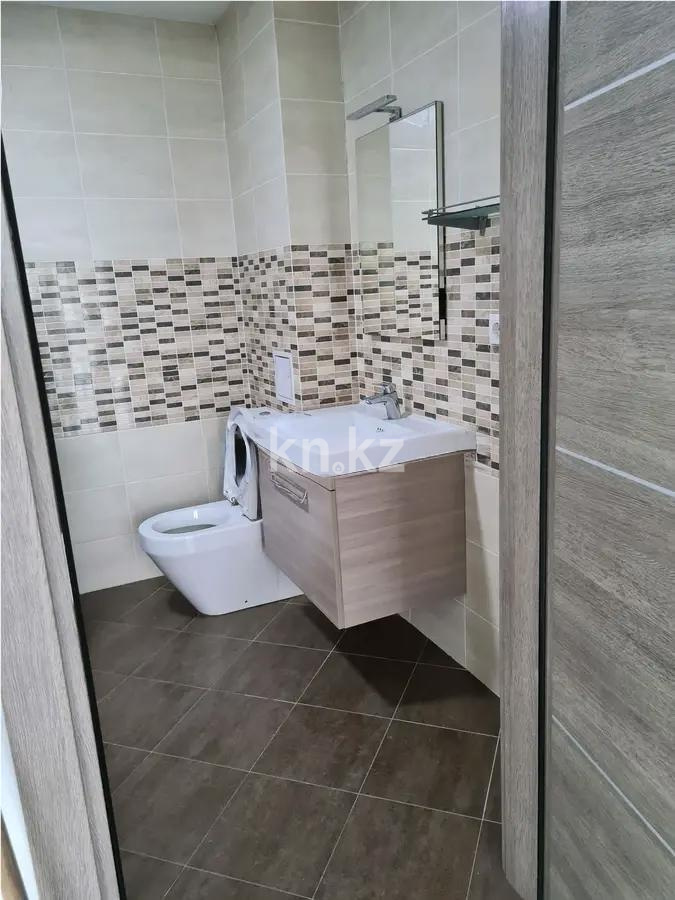 Продажа 2-комнатной квартиры, 84.1 м², пр. Аль-Фараби, дом  144 в Алматы - фото 2