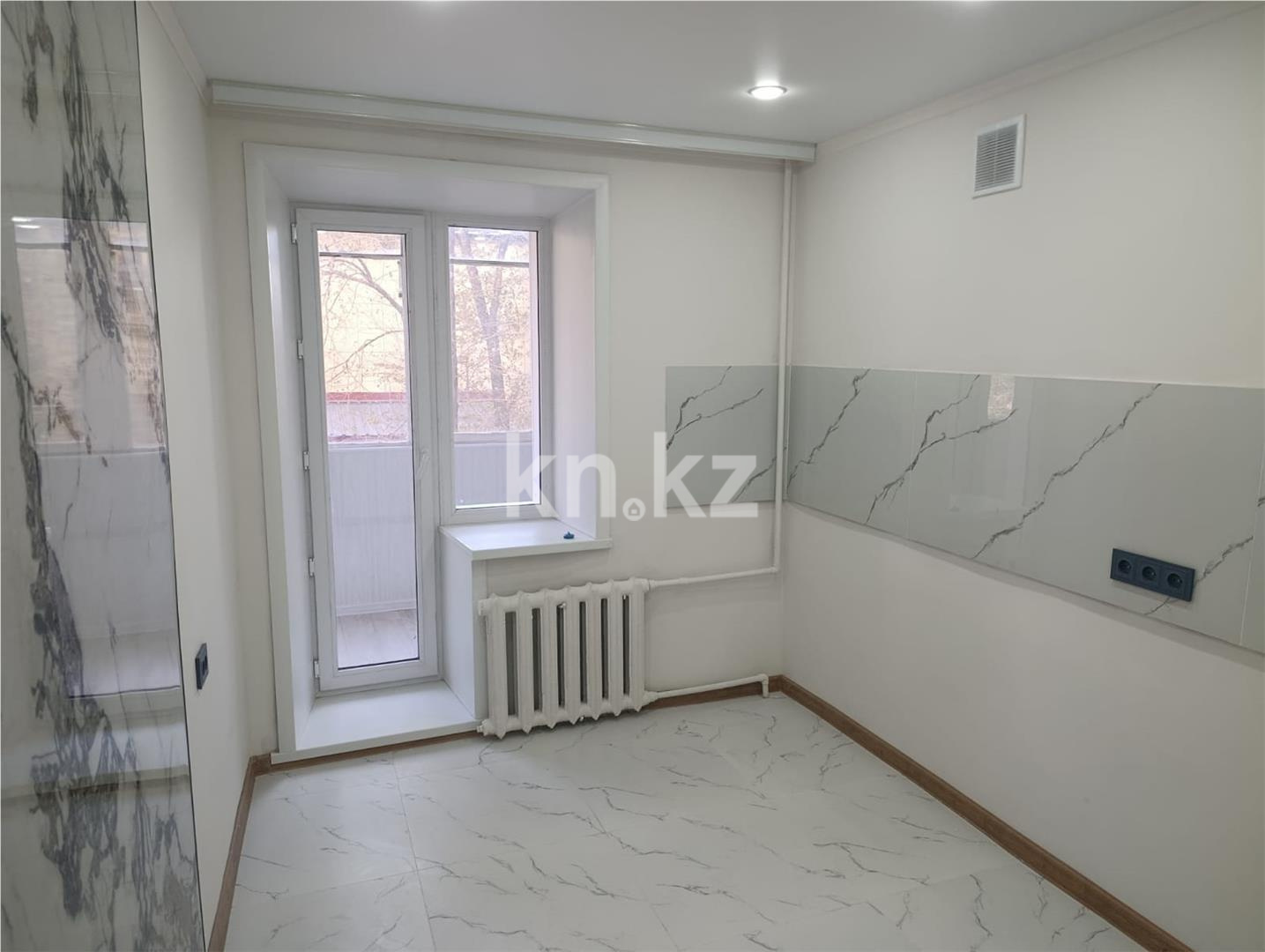 Продажа 1-комнатной квартиры, 35 м², ул. Муканова в Караганде
