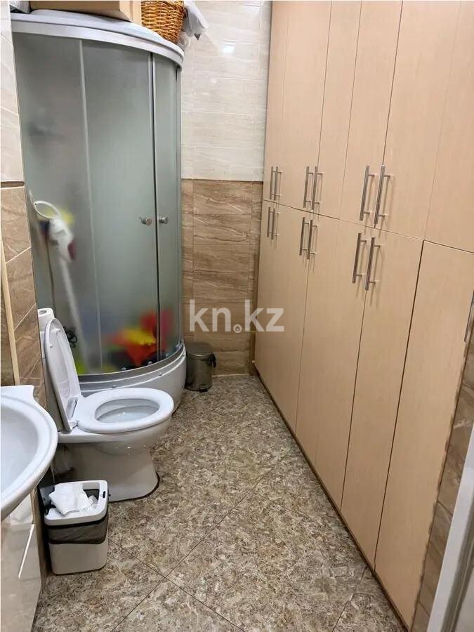 Продажа 3-комнатной квартиры, 65 м² в Алматы - фото 3