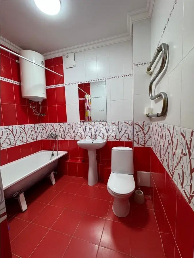 Продажа 3-комнатной квартиры, 81 м², ул. Сарыарка, дом  31 в Караганде - фото 5