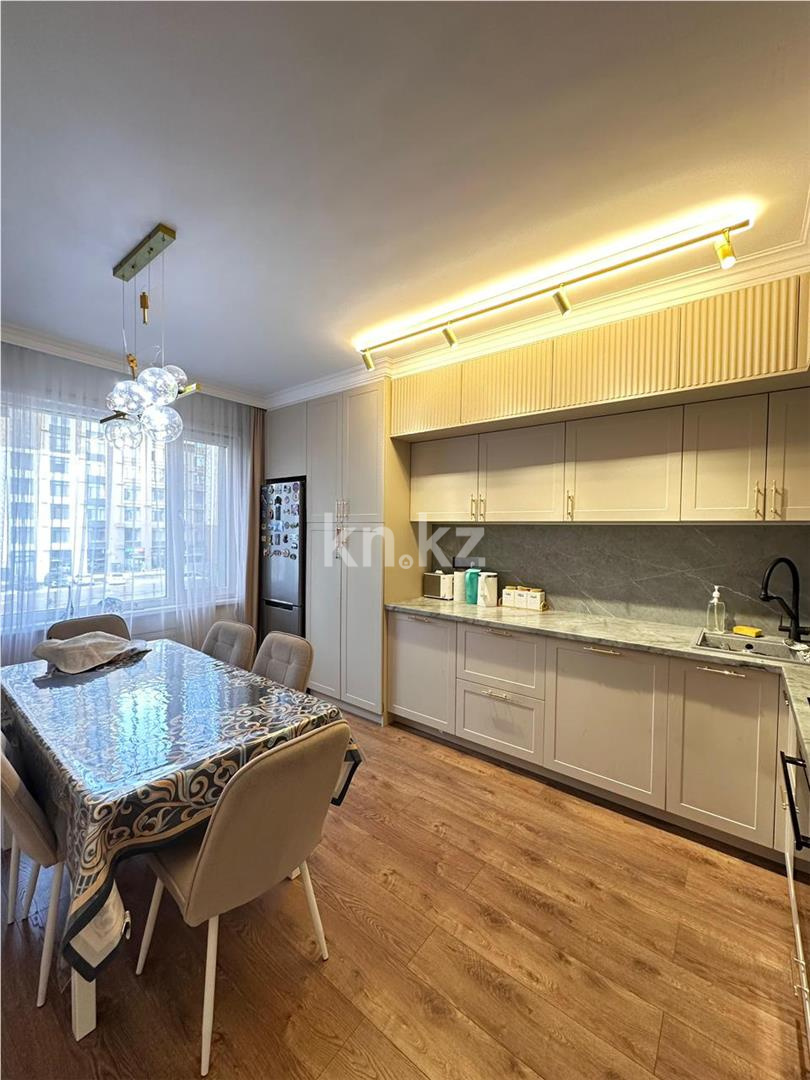 Продажа 3-комнатной квартиры, 90.2 м², ул. Калдаякова в Астане - фото 2