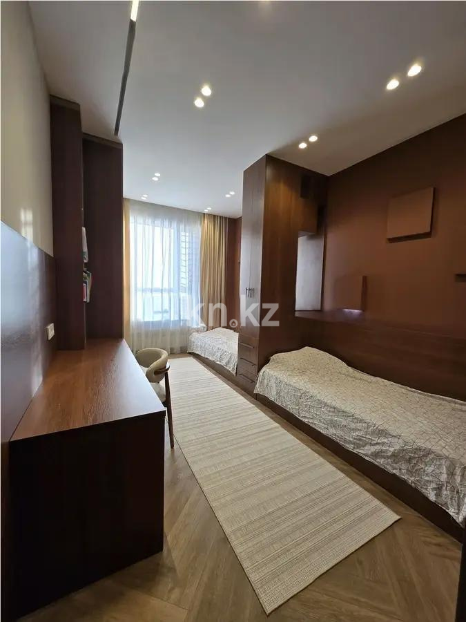 Продажа 4-комнатной квартиры, 130 м² в Астане - фото 3