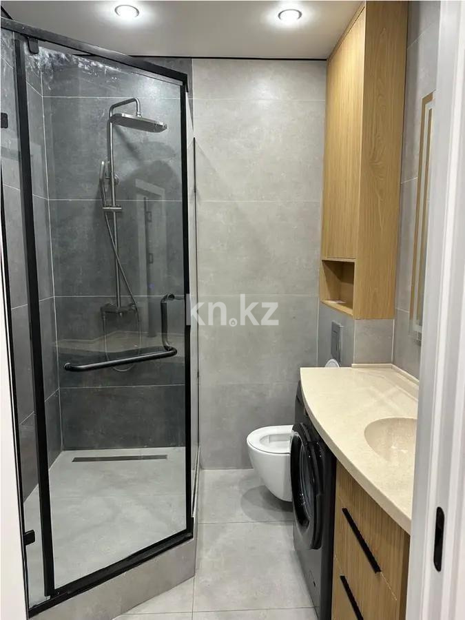 Продажа 2-комнатной квартиры, 69 м², ул. Тургута Озала, дом  194 в Алматы - фото 3