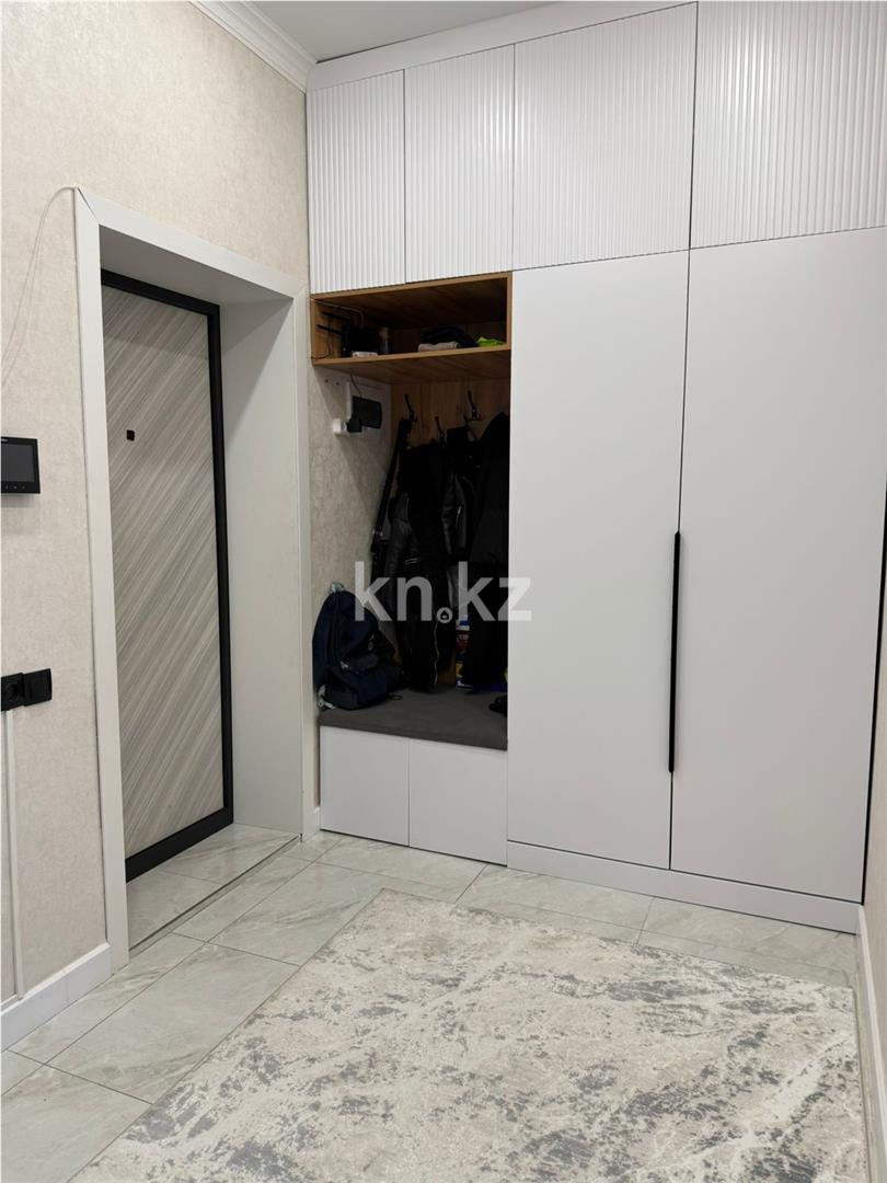 Продажа 3-комнатной квартиры, 65 м², 067 учетный квартал в Караганде - фото 9