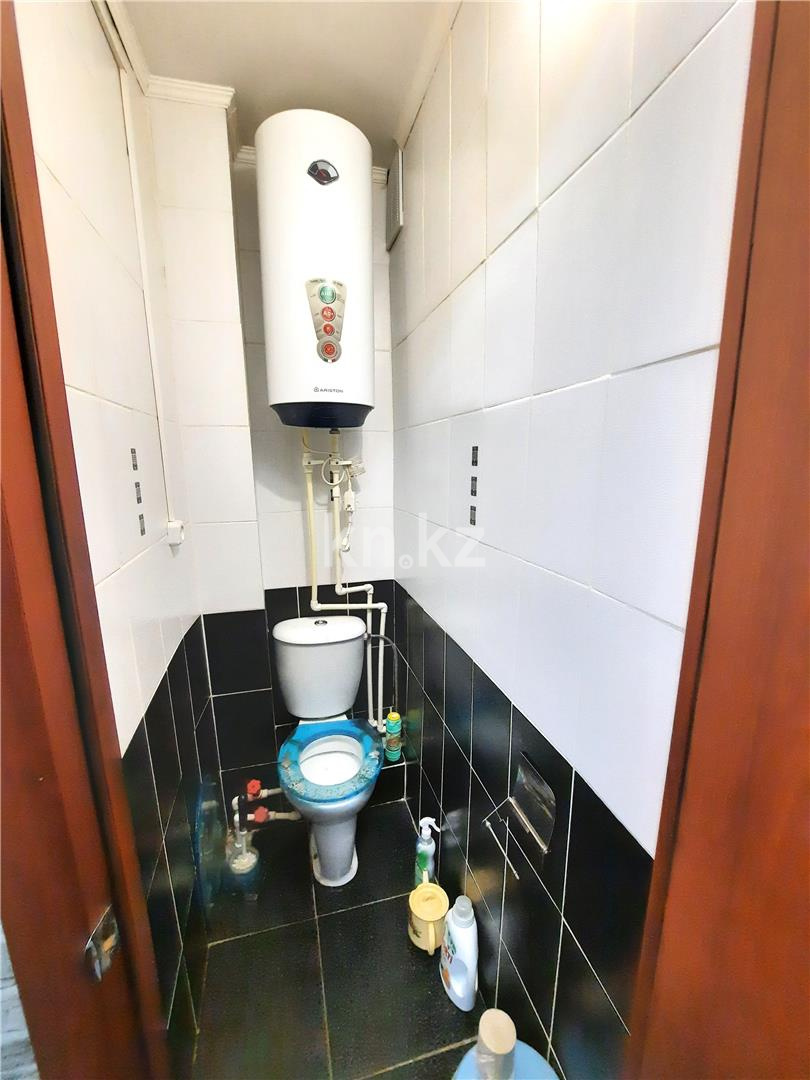 Продажа 2-комнатной квартиры, 42 м², 19-й мкр. в Караганде - фото 8