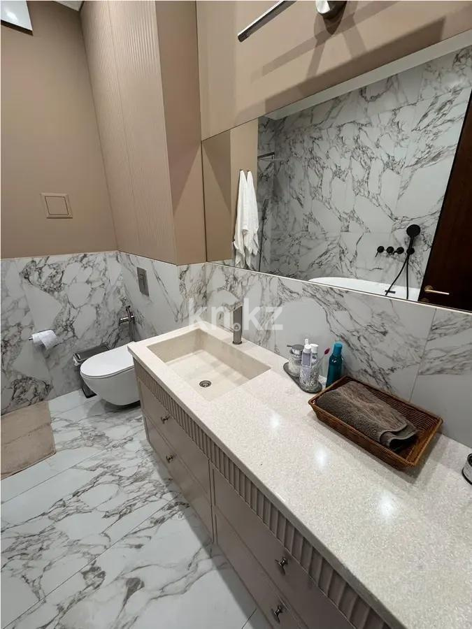 Продажа 2-комнатной квартиры, 66 м² в Алматы - фото 4