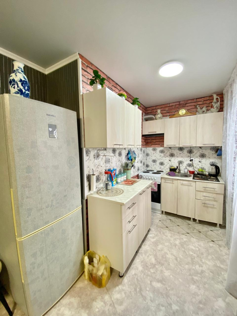 Продажа 1-комнатной квартиры, 42 м², ул. Ашимова, дом  26 в Караганде - фото 8