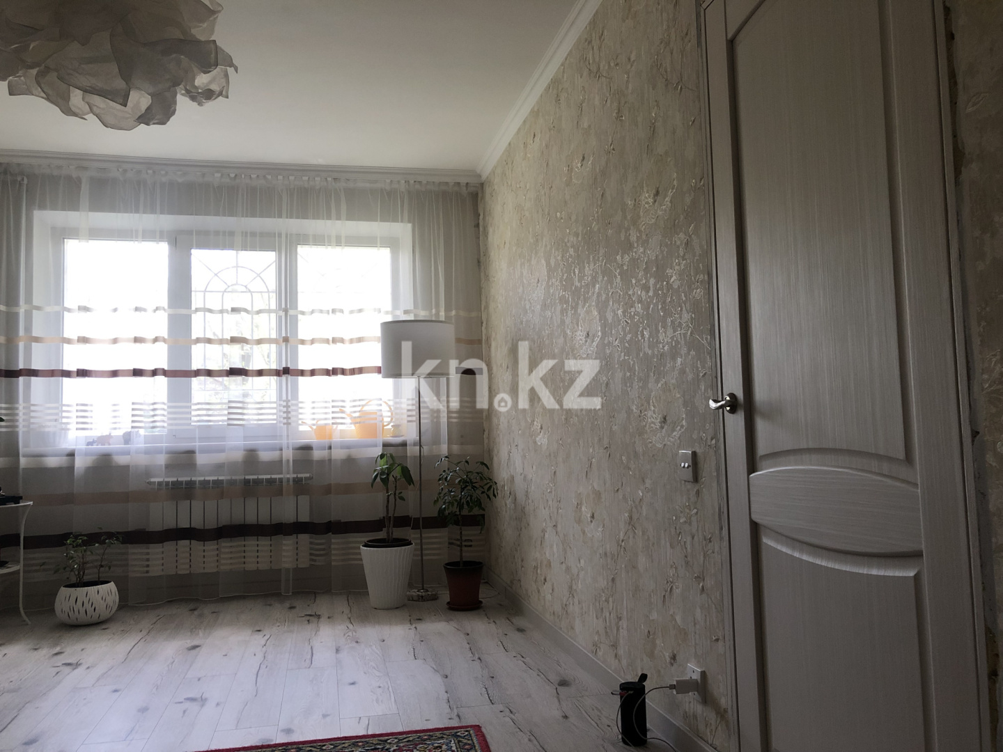 Продажа 1-комнатной квартиры, 32 м², ул. Муканова, дом  12 в Караганде