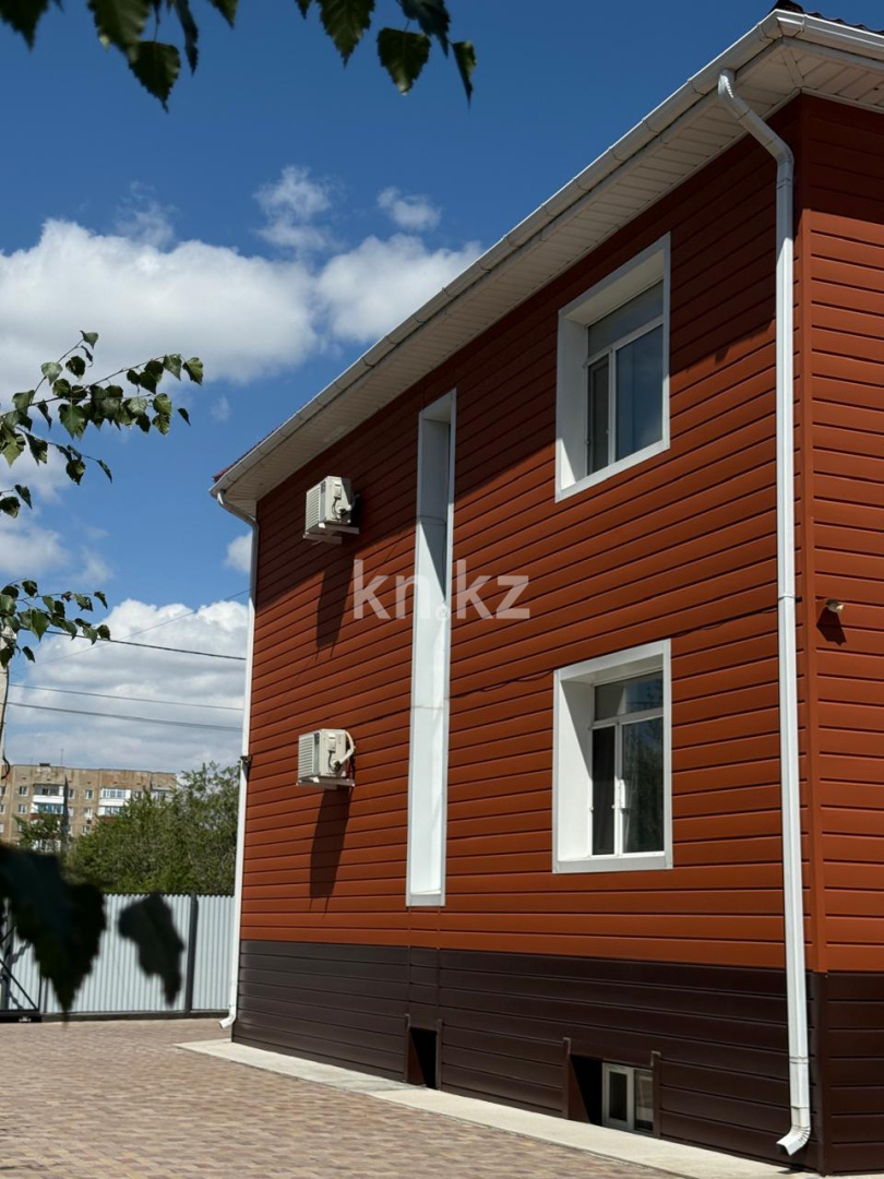 Продажа 7-комнатного дома, 370 м² в Караганде - фото 2